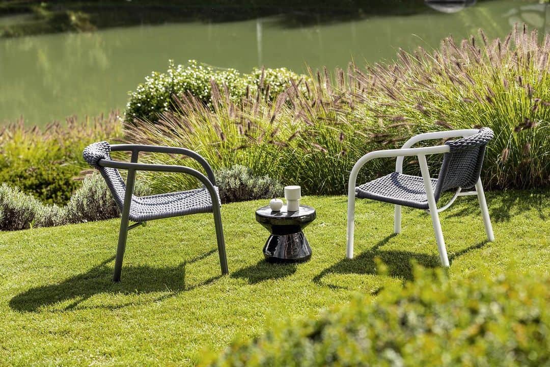 GERVASONI JAPAN / ジェルバゾーニ ジャパンさんのインスタグラム写真 - (GERVASONI JAPAN / ジェルバゾーニ ジャパンInstagram)「【 OUTDOOR COLLECTION 】  Chair : KEN 26 Small Table : INOUT 47 Design : Paola Navone ・ ・ ・ #gervasoni #gervasoni1882 #gervasonitour #gervasonioutdoor #gervasonijapan #gervasonitokyo #outdoor #outdoorfurniture #relax #paolanavone #design #italiandesign #architecture #furniture #instagood #instamood #mood #styling #sofa #table #chair #interiordesign  #ジェルバゾーニ #ジェルバゾーニジャパン #ジェルバゾーニトーキョー #アウトドア #アウトドア家具 #イタリア家具 #お洒落 #お洒落インテリア」4月7日 12時34分 - gervasoni_japan