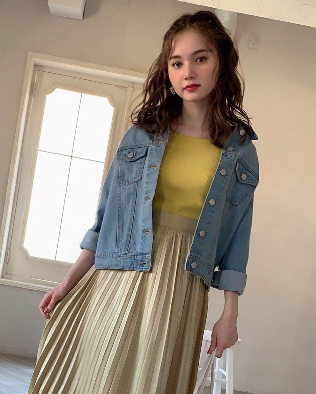 GRLさんのインスタグラム写真 - (GRLInstagram)「マーシュ彩さんGRL撮影オフショット🌸 @ayamarshofficial #マーシュ彩 #outfit #ootd #outfitoftheday #girl #girls #fashion #coordinate #followme #オフショット #コーデ #コーディネート #grl #グレイル #プチプラ #ファストファッション #通販 #通販サイト #デニムジャケット」4月7日 14時08分 - grl_official
