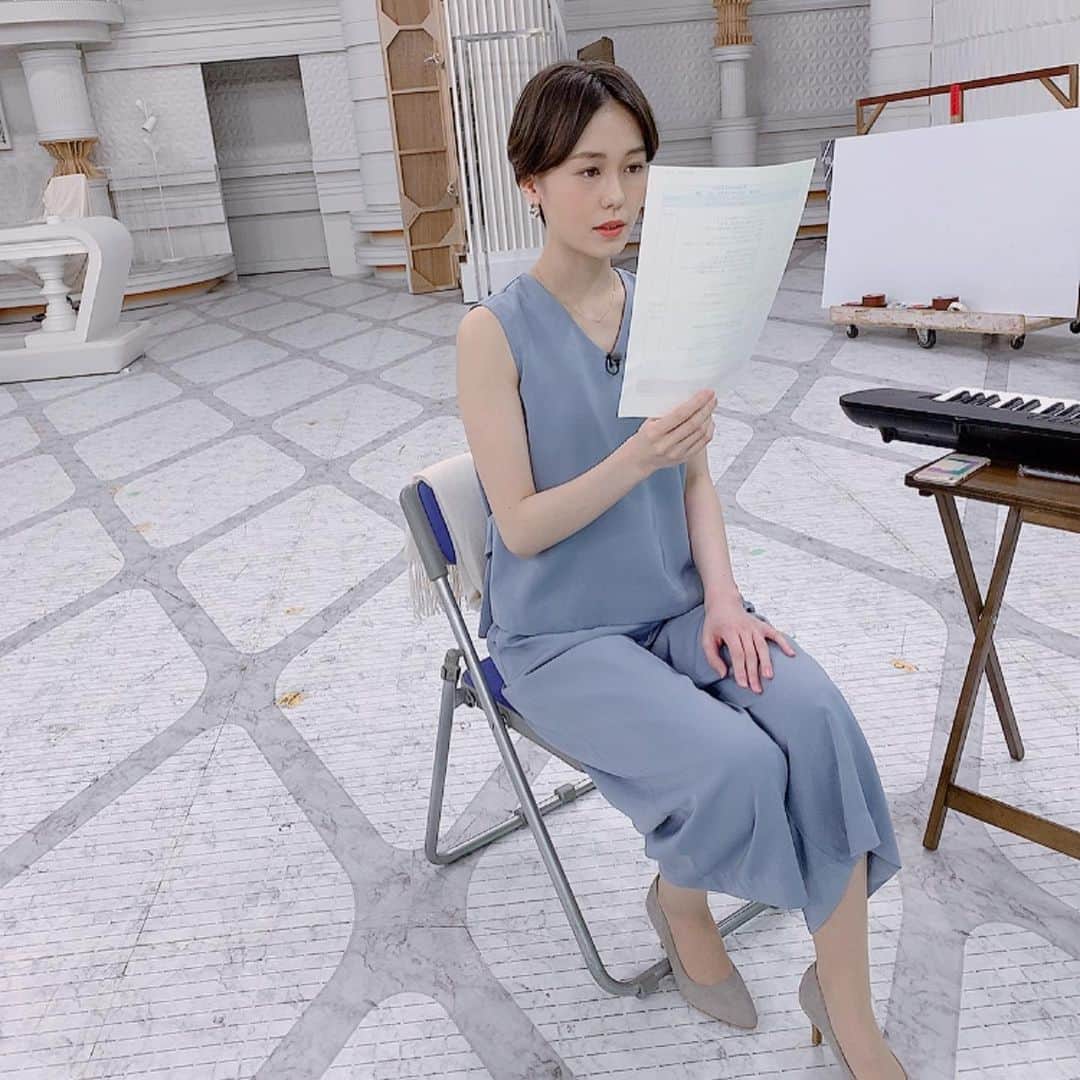 TBS「ビジネスクリック」さんのインスタグラム写真 - (TBS「ビジネスクリック」Instagram)「❤︎おまけ❤︎ 本日は#平野マユ　キャスターの初回放送日でした❣️ ご覧いただけましたか？🥰 初回とは思えないほど落ち着いた雰囲気で素晴らしい放送でした🥺✨ それは…平野キャスターの入念な練習があってこそです！ということで、平野キャスターの練習風景オフショットをお届けします🙌  これからよろしくお願いいたします💗 #ビジネスクリック #ビジクリ #TBS」4月8日 1時45分 - business_click