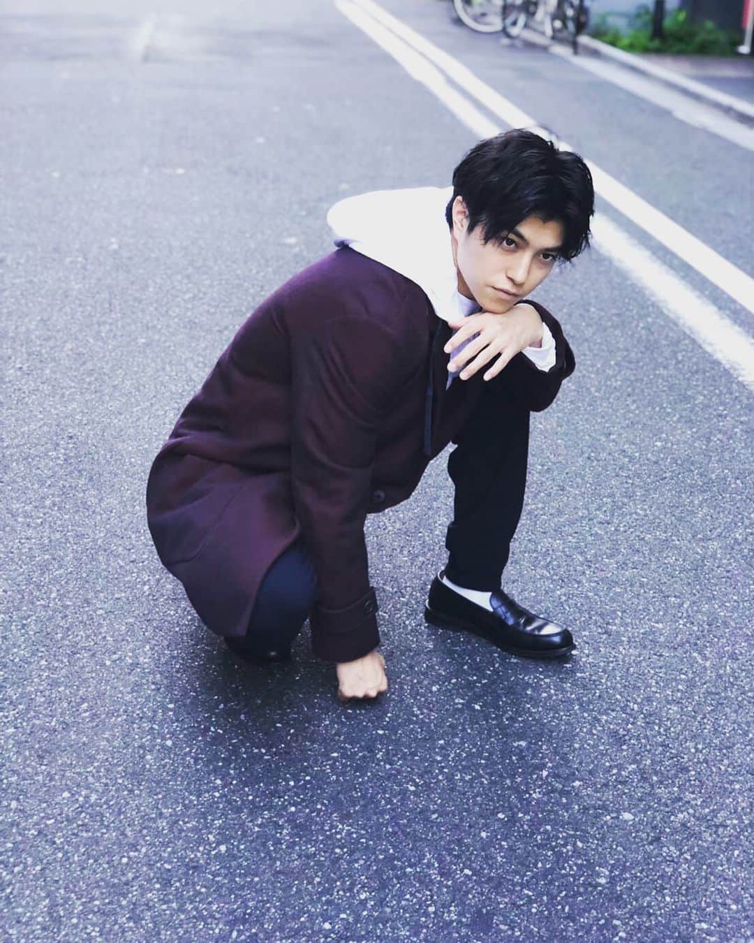桜木那智のインスタグラム：「あつ森しながら写真フォルダみてたら、 卓上カレンダーのアザーカット見つけたので。 皆さんはどう過ごしていますか？ 気をつけてくださいね。」