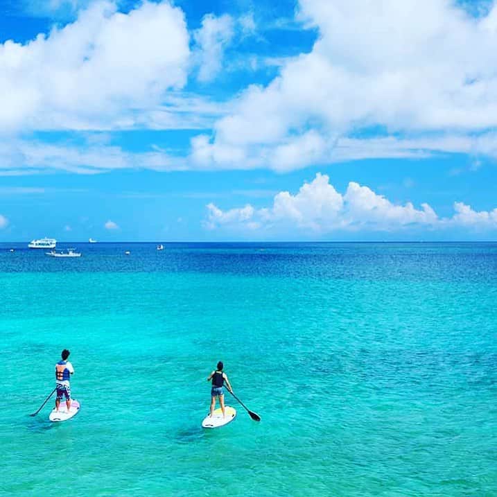 【公式】ルネッサンスリゾートオキナワのインスタグラム：「スタンドアップパドルボード  #sup #沖縄 #リゾート #ホテル #ルネッサンスリゾートオキナワ﻿ #okinawa #resort #hotel #renaissanceokinawaresort #renhotelscfe this」
