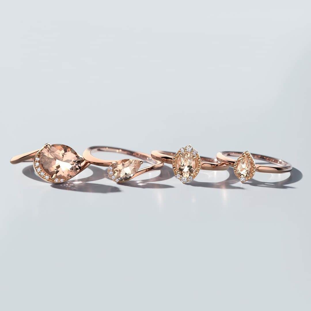 starjewelry_pressさんのインスタグラム写真 - (starjewelry_pressInstagram)「春に挑戦したくなるピンクコーデ。 ヌーディなピンクカラーが目を惹くピーチモルガナイトを手元に添えれば、優しい女らしさを後押ししてくれます。 ・ ・ #starjewelry #スタージュエリー #ring #リング #gold #手元コーデ #モルガナイト#diamond #colorstone  #stayhomeandshoponline #stayhome」4月7日 18時01分 - starjewelry_press