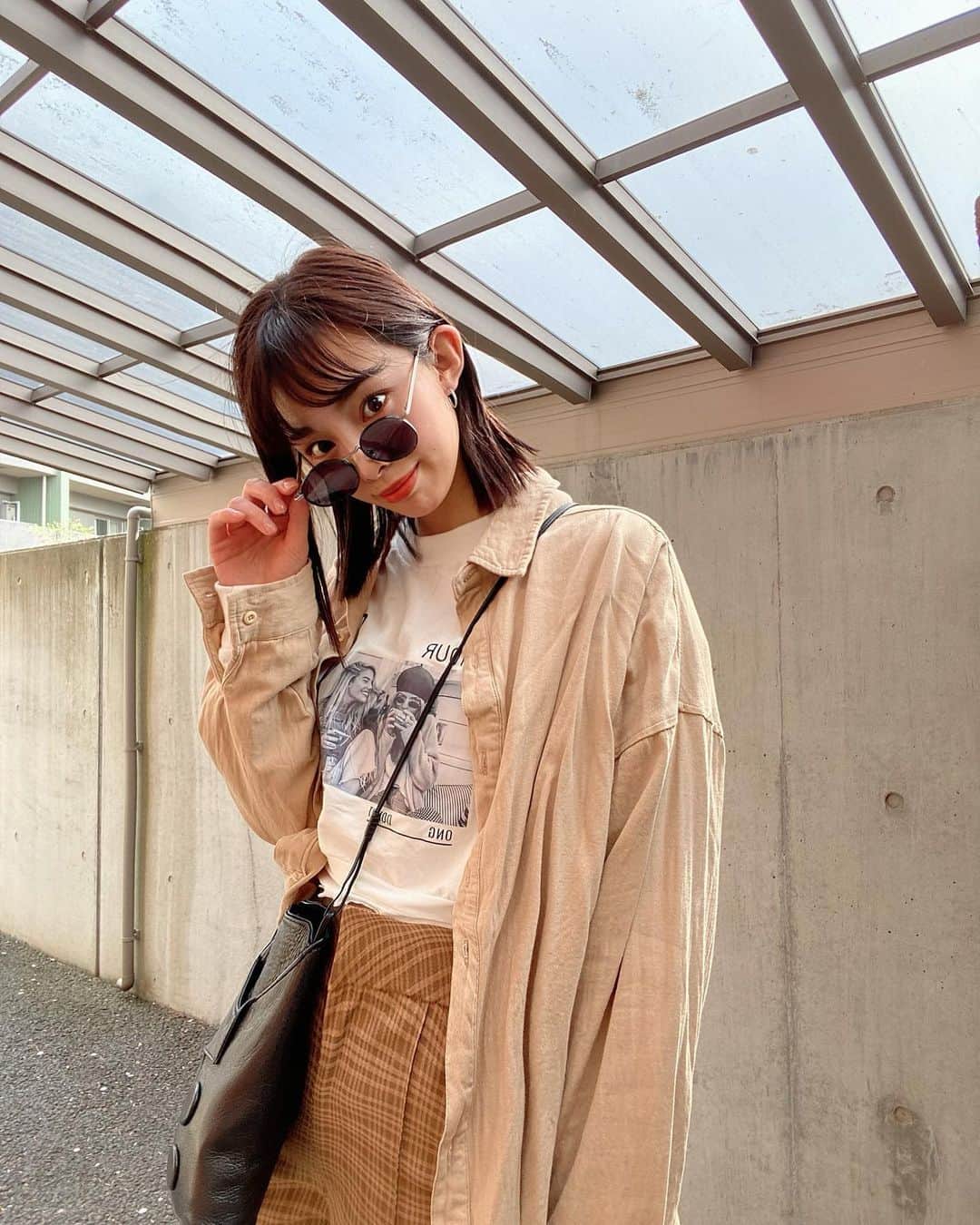 のインスタグラム：「- - 🙈🙉🙊 - - #0407 #私服 #キコーデ  #春 #ファッション #ベージュコーデ  #ootd #outfit #kicode #fashion #beige #beigecode  #instagood #like4likes #followｍe」