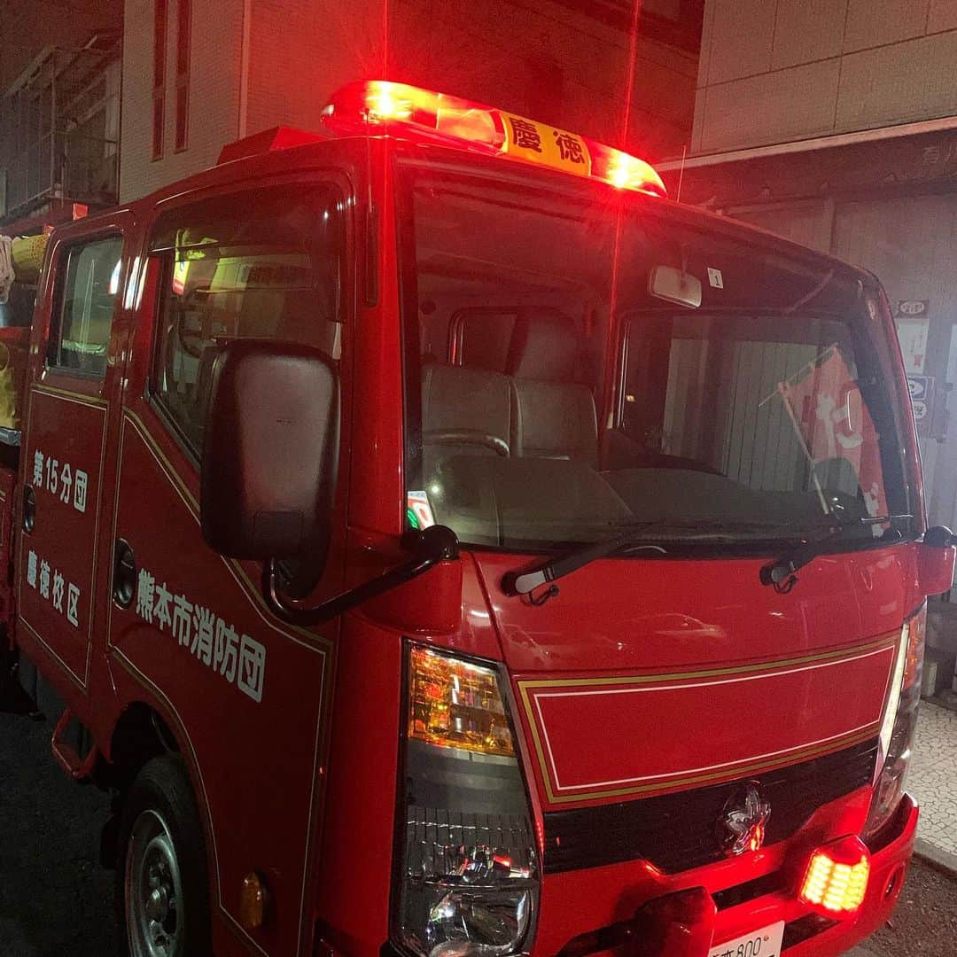 山内要さんのインスタグラム写真 - (山内要Instagram)「緊急事態宣言発令　会見が始まったとほぼ同時に・・消防団出動要請　昨日は大規模商業施設、今日はホテルに・・大事には至りませんでしたが・・皆様火の用心も宜しくお願い致します。#慶徳 #消防団」4月7日 21時22分 - keitokujiro
