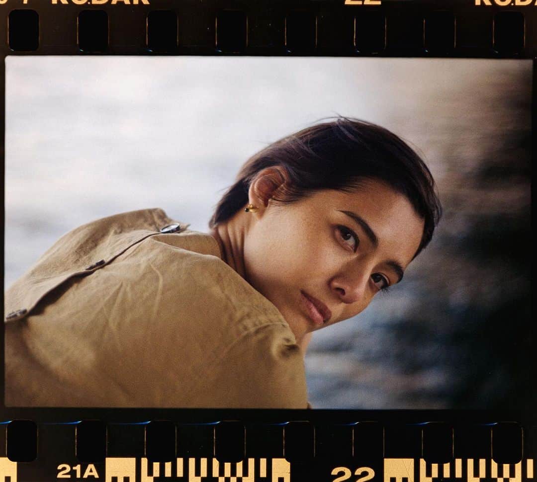 のインスタグラム：「Portraits in film taken by Kage @kageakis thank you!!」
