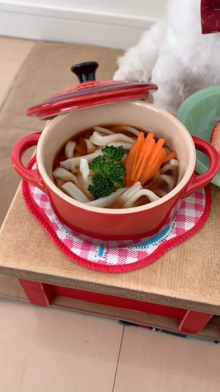 セロリのインスタグラム：「スペシャルディナーを堪能中。」