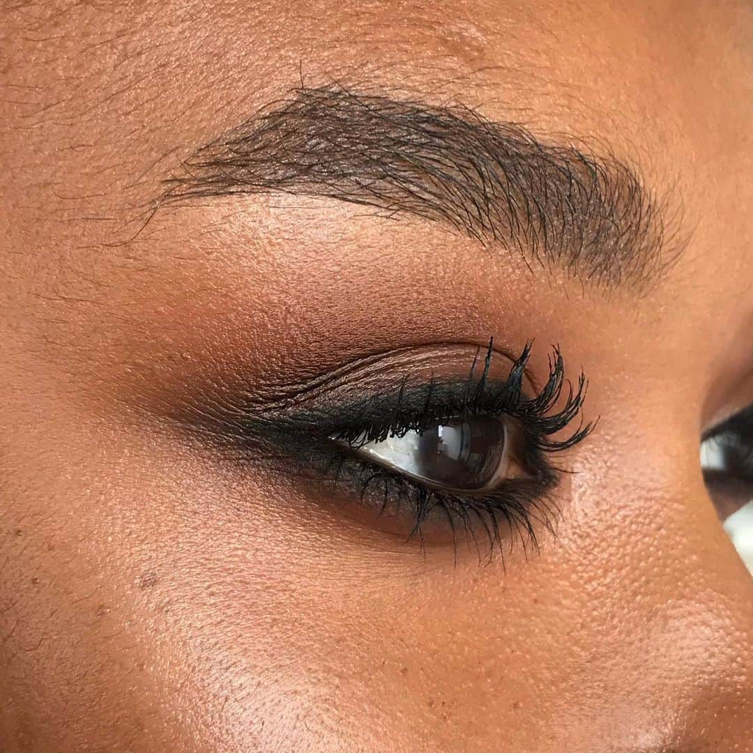 Ania Milczarczykのインスタグラム：「I wanted to add a cool tip/trick for every look I posted from now on but I can’t think of what you might want to know about this look so I decided I’ll respond to any question you might have but keep in mind this is from ages ago so I might not remember exact shades etc Ps omg @chey_maya total dream boat」