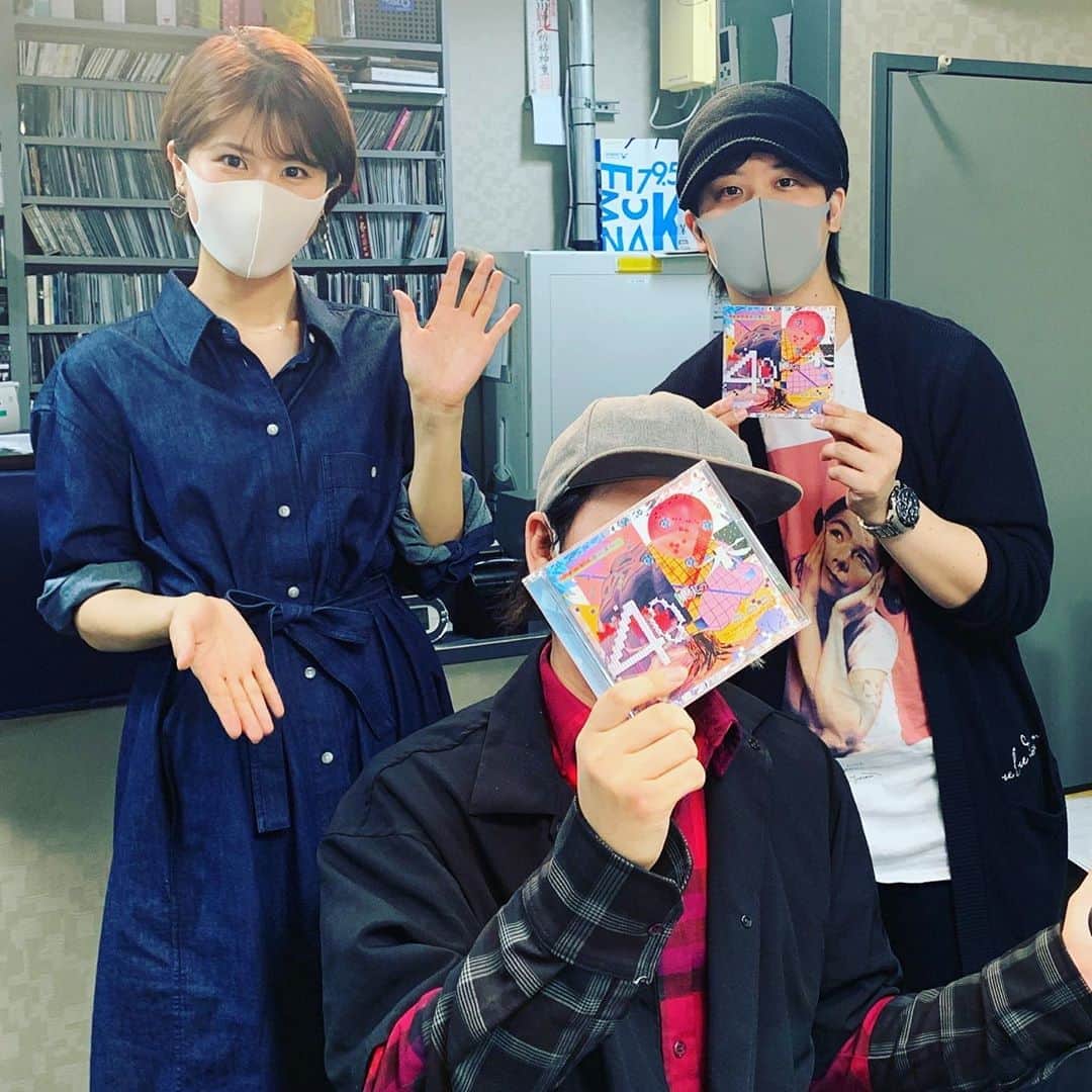三浦祐太朗のインスタグラム：「本日のゲストは #ウォルピスカーター さんでした。 #NACK5 #キラスタ #斉藤百香 #三浦祐太朗」