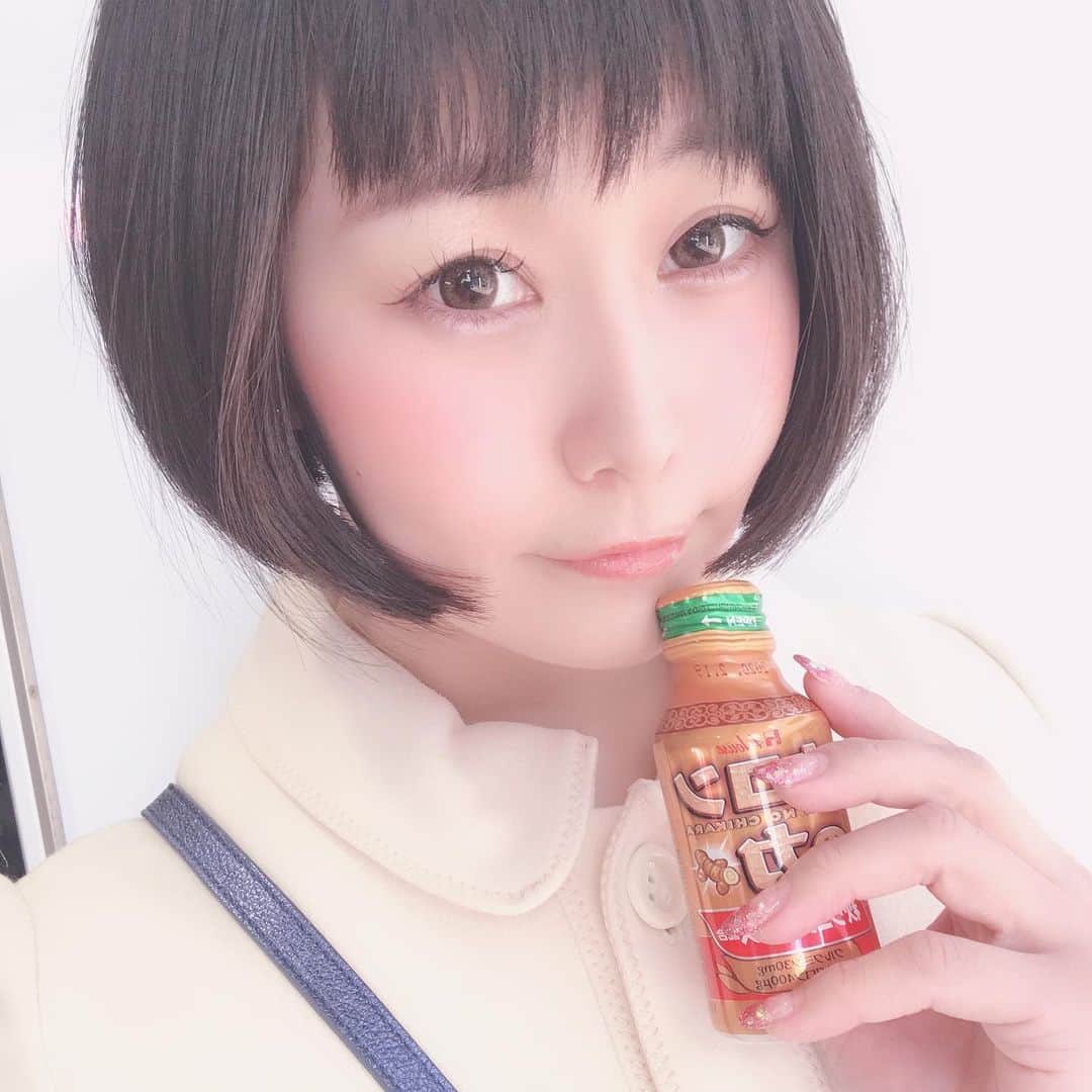 明里ともかのインスタグラム：「去年のお花見の朝🌸  #お花見」