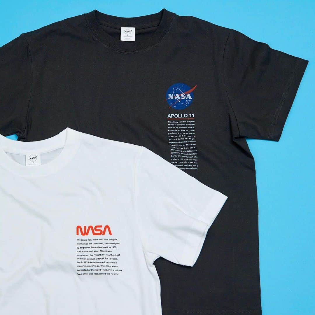 プラザ/PLAZAさんのインスタグラム写真 - (プラザ/PLAZAInstagram)「アメリカの航空宇宙局「NASA」のロゴTシャツです🚀🌍🌟ホワイトのボディには旧ロゴの「ワームロゴ」、ブラックのボディには現在使われている「ミートボールロゴ」のデザインをのせた、PLAZA・MINiPLA別注アイテムです✨ . 5/7 AM11:59まで🚀PLAZA ONLINE STOREで3,000円(税込)以上お買い上げいただくと#送料無料 🌟 . NASA Tシャツ 各¥3,740(税込) . #TEE #Tシャツ #Tshirt #ootd #企業ロゴ #企業ロゴT #ロゴT #LOGO #NASA #PLAZA #プラザ #MINiPLA #MINIPLA #ミニプラ  #PLAZAONLINESTORE #プラザオンラインストア #オンラインストア #オンラインショップ #通販 @plazastyle」4月8日 12時23分 - plazastyle