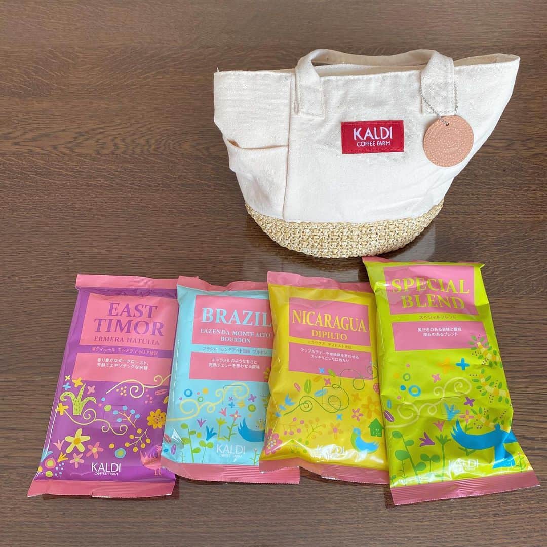 miyuのインスタグラム：「カワイイから買ったの🌸🐤☘」