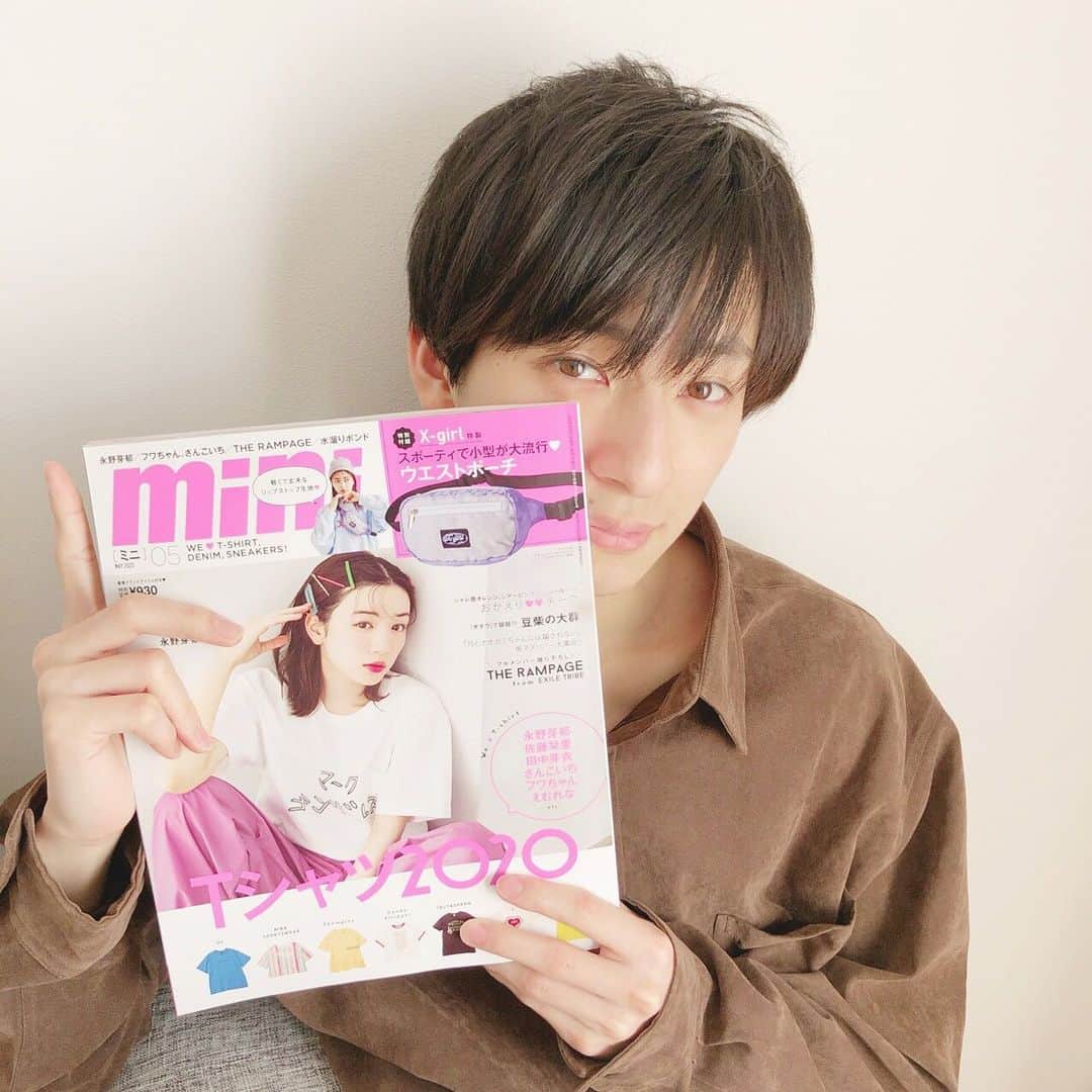 岡田翔大郎のインスタグラム：「本日発売のmini5月号にオオカミの男子メンバーと一緒に載ってます！！ 是非チェックしてみてくださいね👀  @mini_tkj」