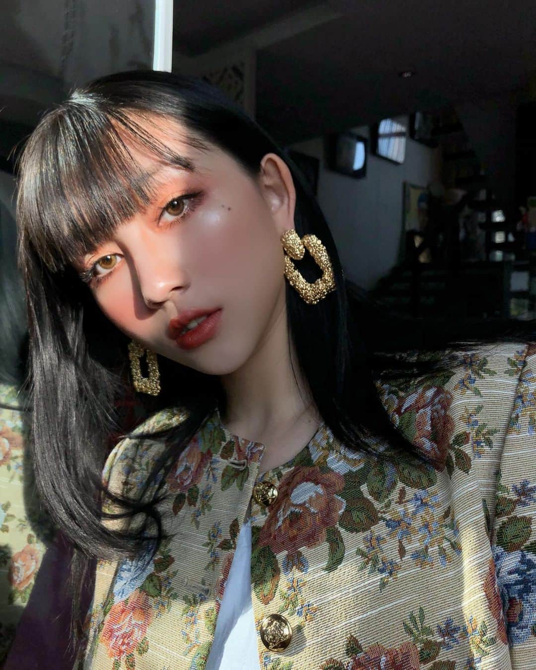 チン・インヒのインスタグラム：「🥀」