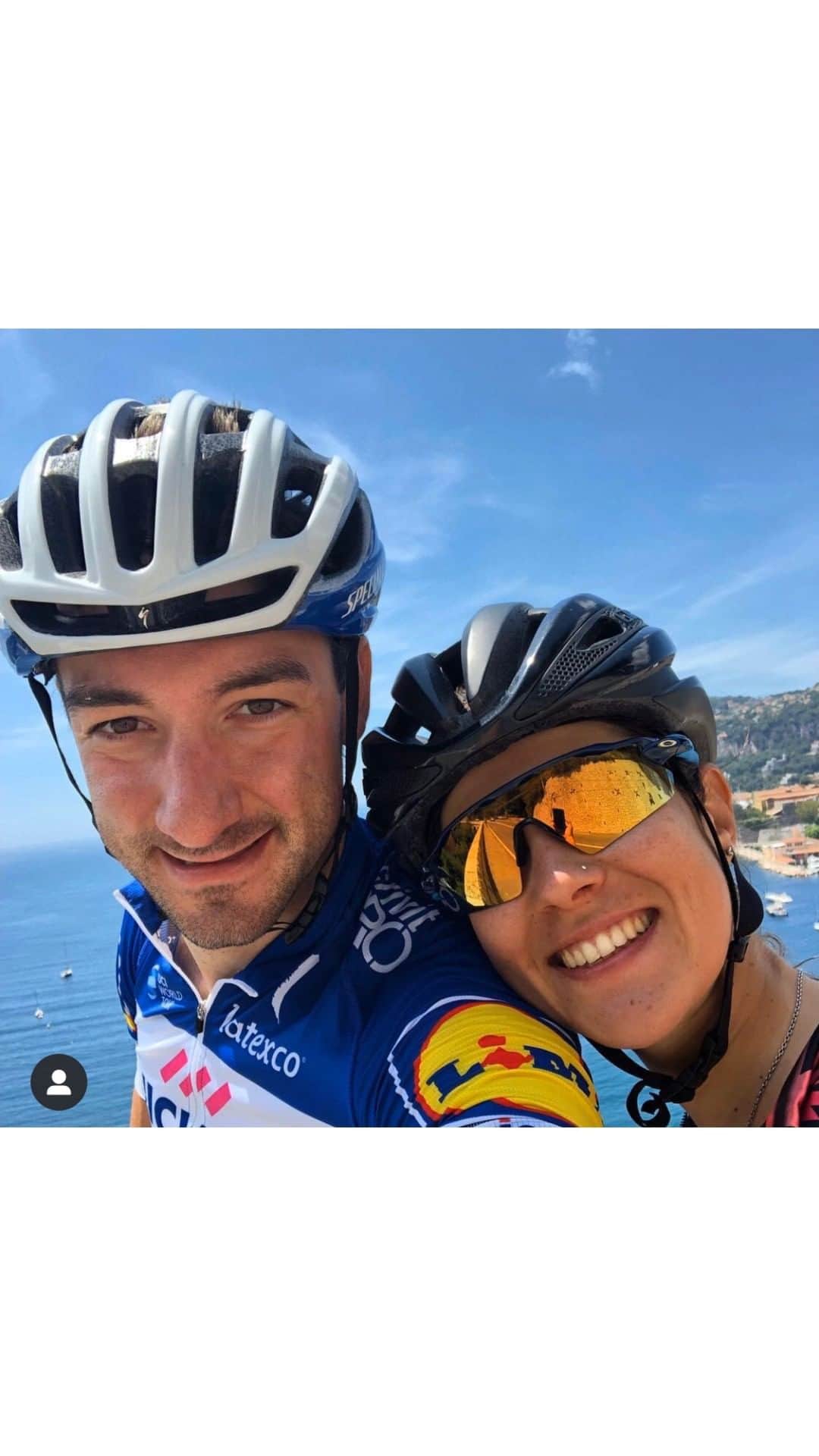 ヴァレンティーナ・マルケイのインスタグラム：「Meravigliosa chiacchierata con due grandi atleti Professionisti. Il ciclismo a 360 gradi, il punto di vista femminile e maschile, l'amore, la dieta e i sogni Olimpici. Genuini, simpatici e un bell'esempio per le giovani generazioni. Grazie ragazzi! @eliaviviani & @elenacek  e grazie a tutti voi che siete in tantissimi a seguirci!😱🤩❤️」