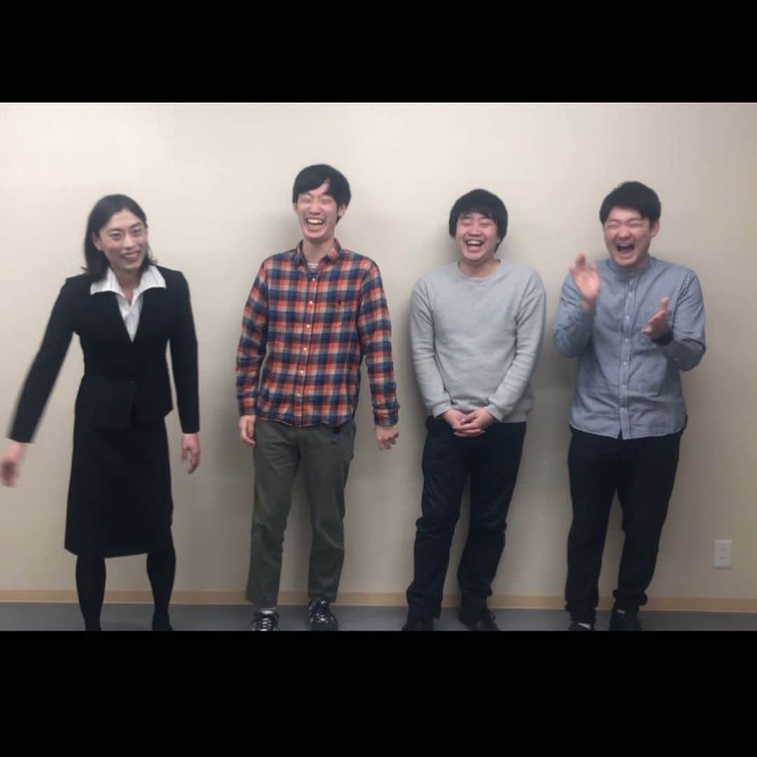 のインスタグラム：「まんじゅう大帝国との思い出。  #ダニエルズ  #まんじゅう大帝国 #仲良し #いい奴ら #落語」