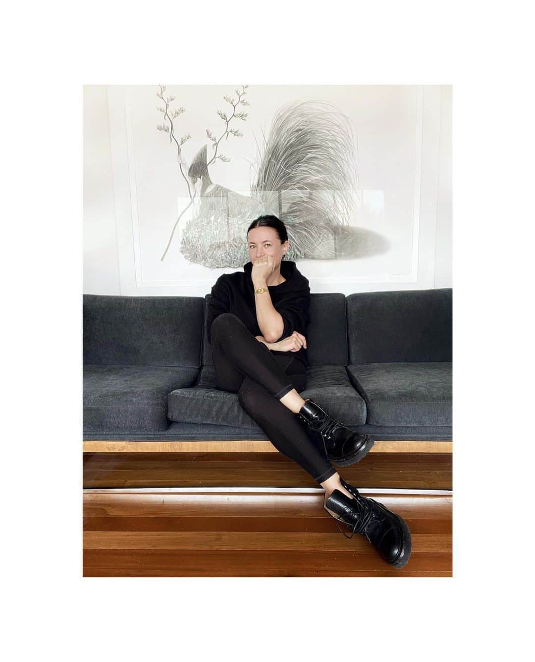 ギャランス・ドレのインスタグラム：「Here is me looking my best 😬😬😬 at home in isolation. What you don’t see is the Lego contraption I made as a phone tripod - it was actually pretty epic! . We thought it would be fun to share our interior outfits and ask you to send us your pics - send them to @dore !!! . I’m wearing @co @vince and the shoes are from @grensonshoes (basically the shoes of my life since I came here without slippers and I’ve been using these as such they’re so comfortable). . The artwork in the back is from Jana Beer, a Kiwi artist!」