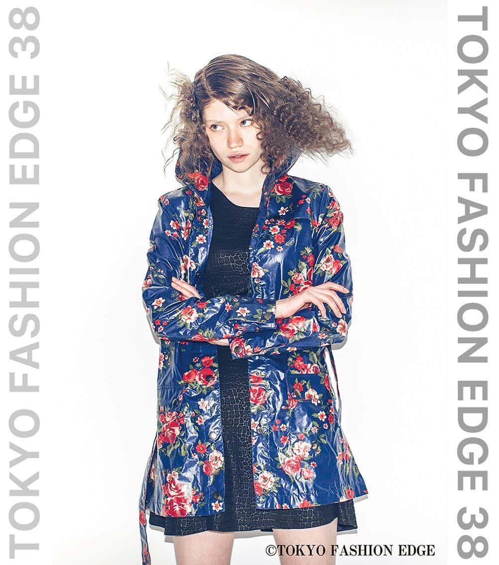 東京ファッションエッジ／プロフェッショナル東京のインスタグラム：「TOKYO FASHION EDGE 38号に掲載の美容師様をご紹介します📸✨ 柴田大介 Scisco hair design（愛知県） @shibatax21_scisco Hair & Make：柴田大介／Photo：井関雅也  #東京ファッションエッジ　#tokyofashionedge #柴田大介 #profeshionaltokyo #クリエイティブヘア #creative #クリエイティブヘアスタイリスト #creativehairstylist #hair #ヘアスタイル #hairstyle #ヘアカラー #haircolor #メイク #make #makeup #ファッション #fashion #美容師 #ヘアスタイリスト #hairstylist #hairstylistjapan #美容学生 #modermsalon #colorsync #hairtransformation #hairinspo #hairofinstagram #美容学生と繋がりたい #fashionista」