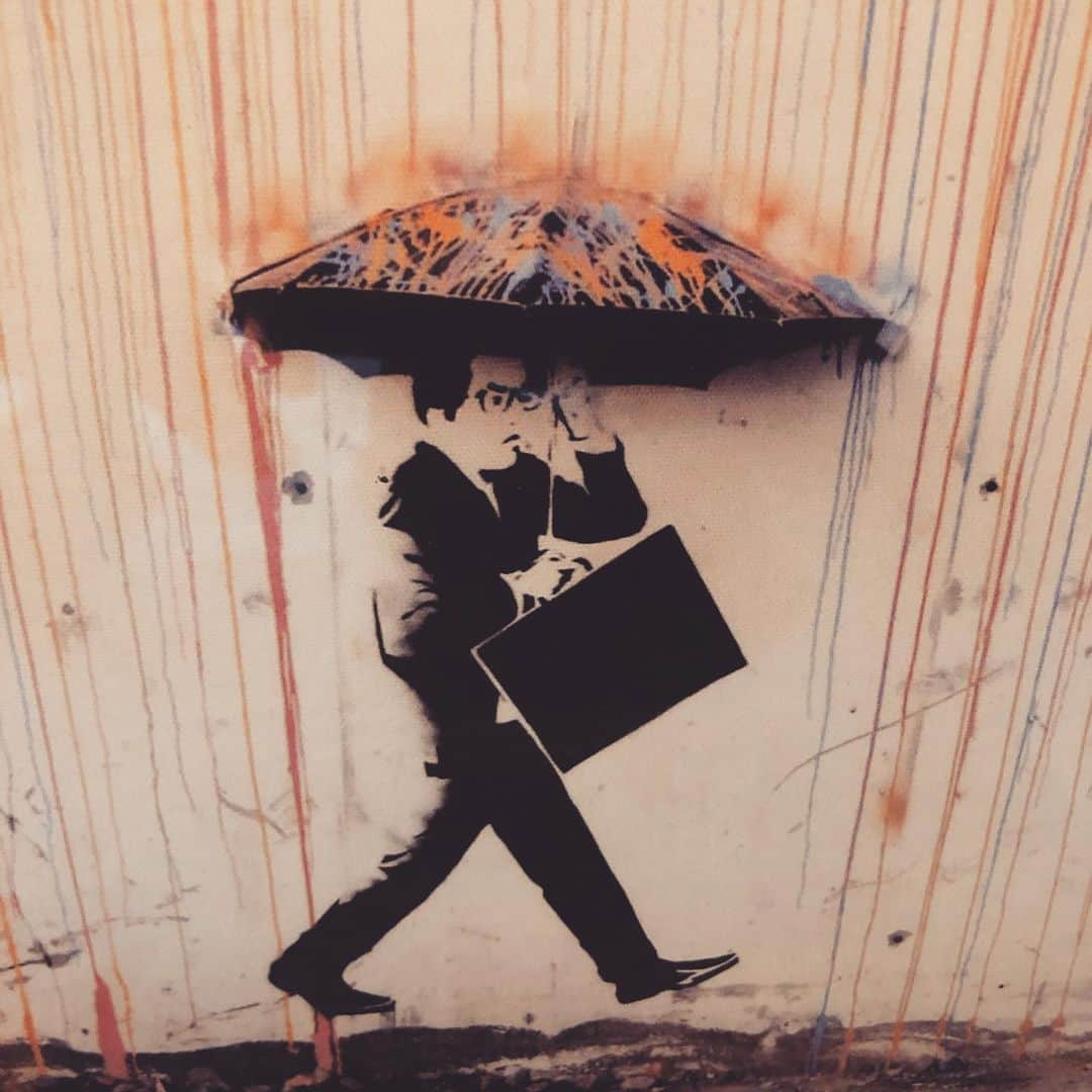 さいねい龍二さんのインスタグラム写真 - (さいねい龍二Instagram)「#stayhome  #おうち時間  #banksy #もちろん #リプロダクト」4月8日 21時06分 - ryujisainei