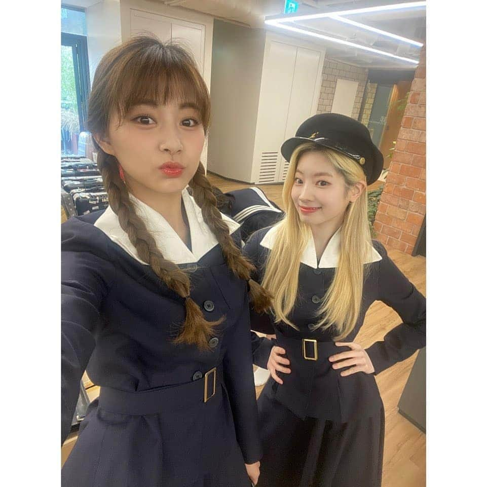 TWICEさんのインスタグラム写真 - (TWICEInstagram)「급식단🥰」4月8日 21時35分 - twicetagram