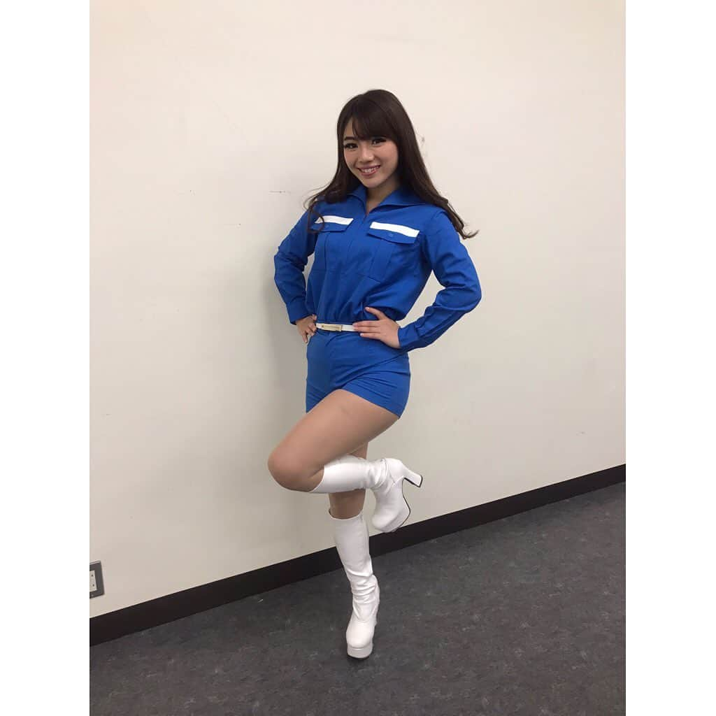 大川成美さんのインスタグラム写真 - (大川成美Instagram)「日清のカレーメシのＣＭに 出演しています🧡  今回はギャルからホットパンツ  撮影でご一緒したナダルさんとカレーメシくん✨⭐️ ぜひチェックしてね🌼✨ #カレーメシ#cm」4月8日 22時08分 - naru_coco