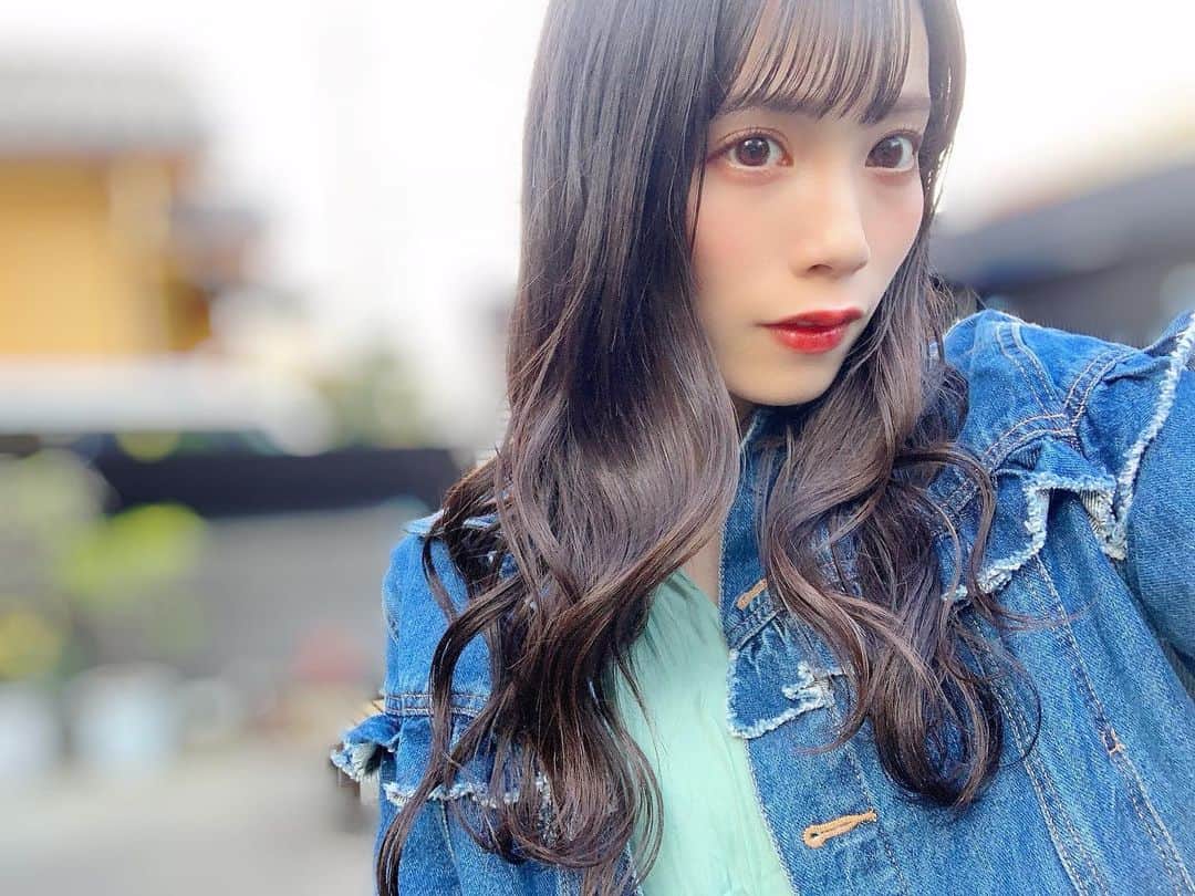 宇佐美幸乃さんのインスタグラム写真 - (宇佐美幸乃Instagram)「あお似合う？😛 可愛くして自撮りしても、みんなに見せることしかできないから、、、 反応たくさんくれると嬉しい」4月8日 22時23分 - usami_yukino