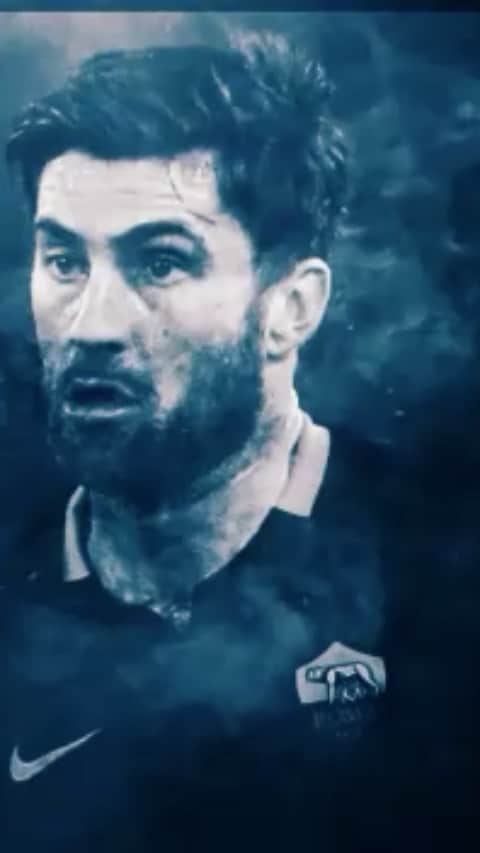 エルヴィン・ズカノヴィッチのインスタグラム：「Missing Seria A 🇮🇹 ⚽️ Thank you @prostats_videos ➡️ Follow them ⬅️」