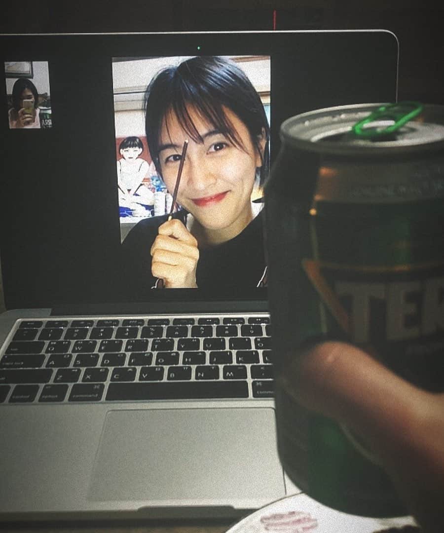 パク・ミンジのインスタグラム：「Seoul - Busan 👋🏻👩🏻‍💻⚡️」