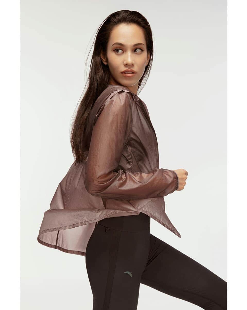 Kiko Mizuhara Fanstagramさんのインスタグラム写真 - (Kiko Mizuhara FanstagramInstagram)「@antasportsofficial Campaign❤ Photography @johntods  Styling @masakoogura Hair&makeup @harukadebeau #antasports  #水原希子 #kikomizuhara」4月9日 0時38分 - k_i_k_o_x_