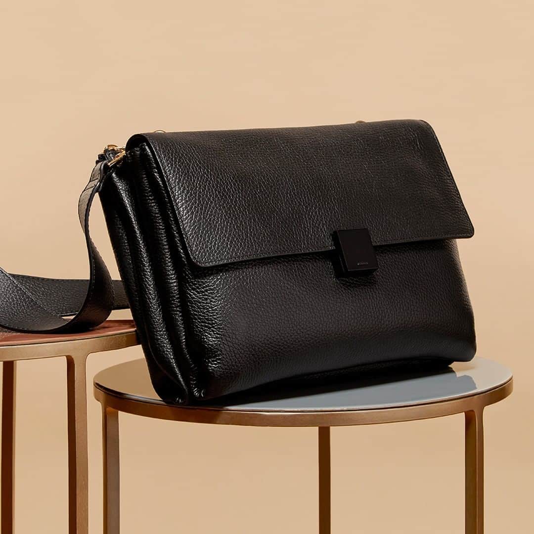 モダルーのインスタグラム：「A chic yet classic staple silhouette for under £80. Enjoy an extra 20% off using SALE20 at the checkout #ModaluMoments」