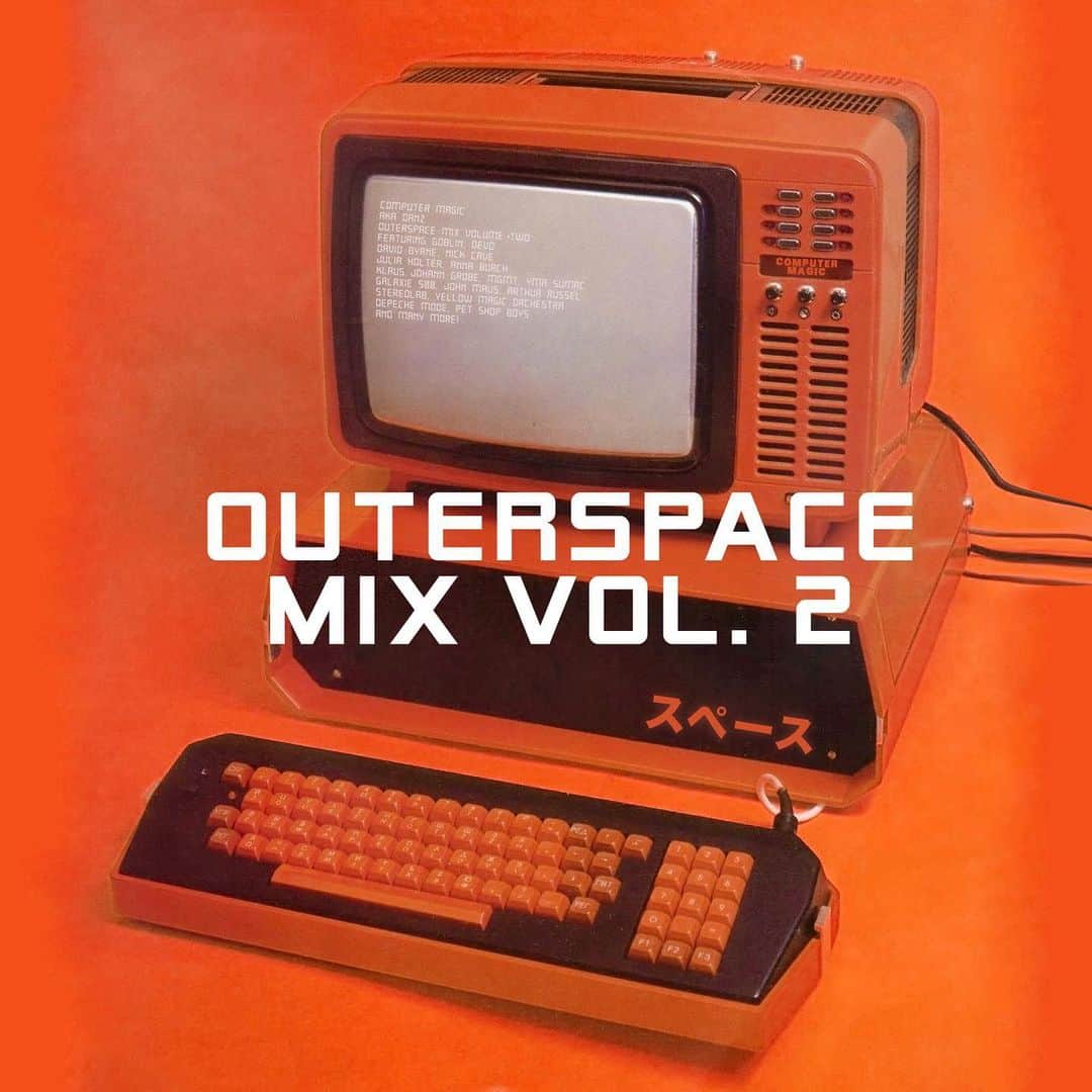 Computer Magicのインスタグラム：「Made another 10 hour mix of songs I like. Outerspace Mix Vol. 2 up on @spotify / Link in bio. 🖤🤙」