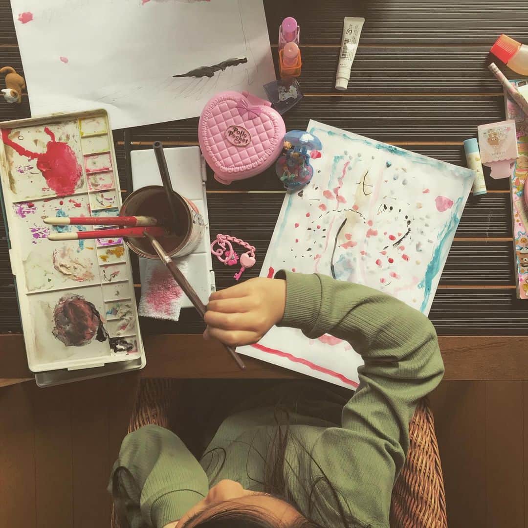 野波麻帆さんのインスタグラム写真 - (野波麻帆Instagram)「. 今日もお家にいましょう。 自分の為ではなく 愛する皆の為にと想えば頑張れる。 😌❤️ #stayhome #staysafe #おうちで過ごそう」4月9日 13時45分 - mahononami