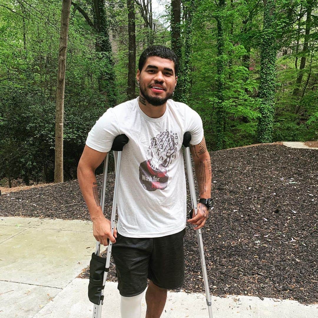 ホセフ・マルティネスのインスタグラム：「ATL, let’s unite for our neighbors in need. Get your #WashForATL t-shirt & support the Greater Atlanta COVID-19 Response and Recovery Fund: https://washforatl.square.site/  @unitedwayatl」