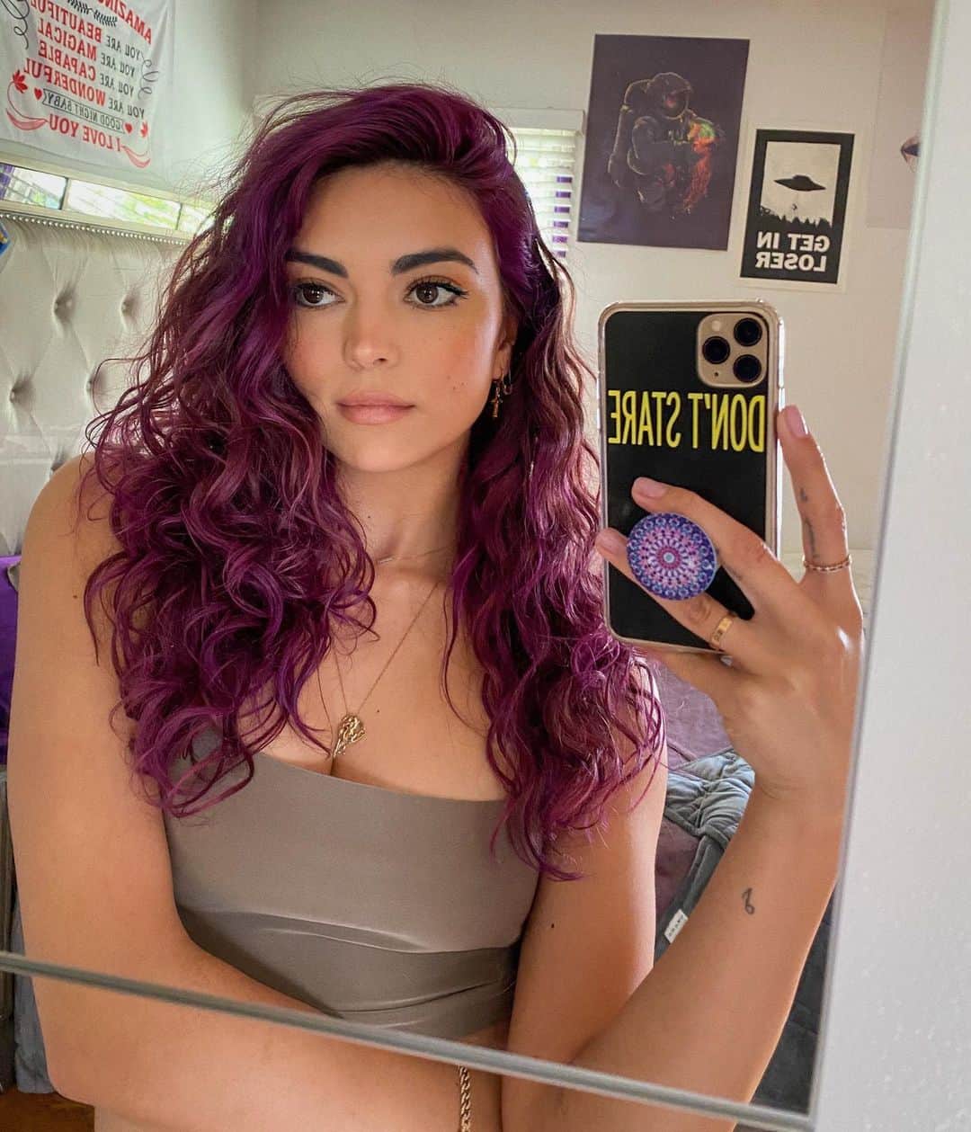 キラ・サントーロのインスタグラム：「just quarantine thingz hehe 💜」
