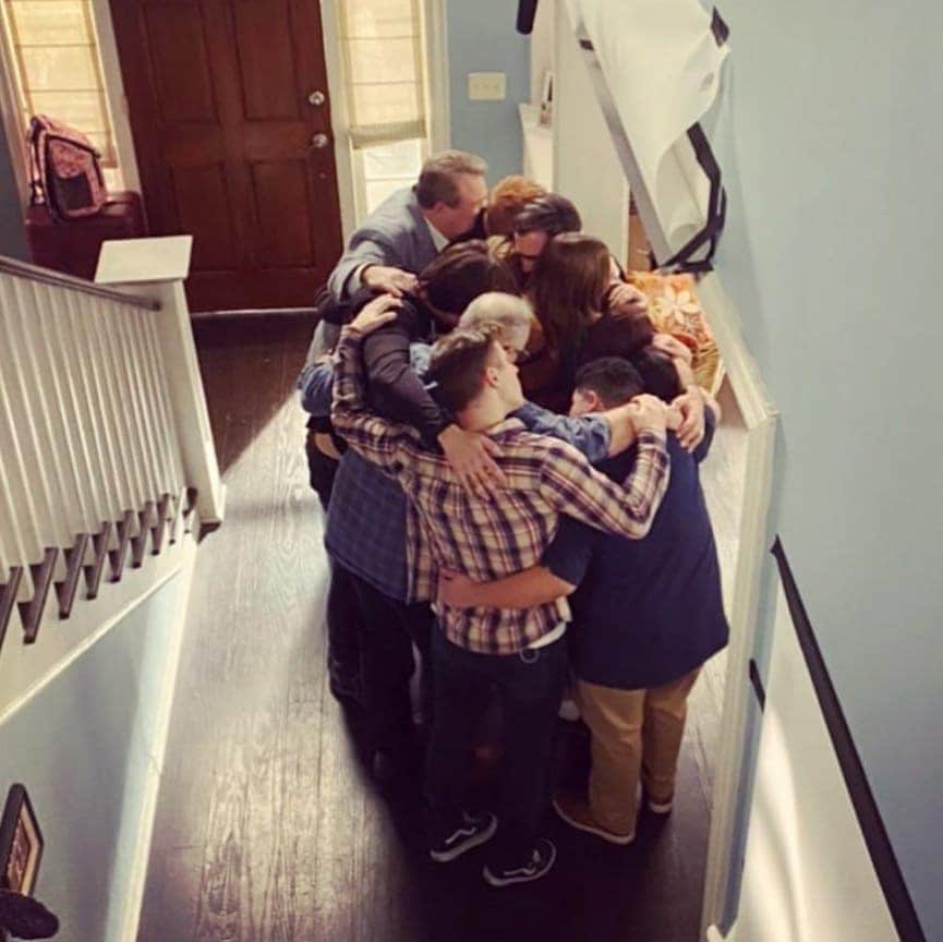 Nolan Gouldさんのインスタグラム写真 - (Nolan GouldInstagram)「11 years. 1 happy family. East Coast's 2 hour @abcmodernfam Farewell begins now. Take one final ride with the Dunphys, Pritchetts, Delgados, and Tuckers.」4月9日 9時01分 - nolangould