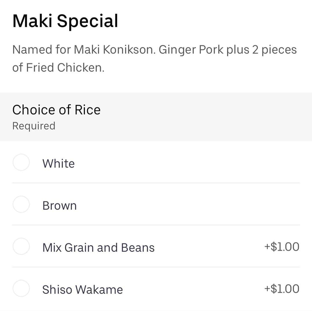 マキ・コニクソンさんのインスタグラム写真 - (マキ・コニクソンInstagram)「今日のTake Out Uber Eats Lunchは”Pioneer Saloon”のMaki Special! Ginger Pork and 2 pieces of Fried Chinen and Shino Wakame rice!! 豚の生姜焼きに鳥の唐揚げが二個付いてきます！これと一緒に食べるしそわかめご飯がまたうまいんよ！Yummy!! 😋 本当に美味しいよーっ！👍🏼 頂きまぁす！🙏🏻 #ハワイの美味しいお店のおすそ分け🤙🏼 #頑張れロコレストラン💪🏼 #マキスペシャル」4月9日 10時04分 - makikonikson