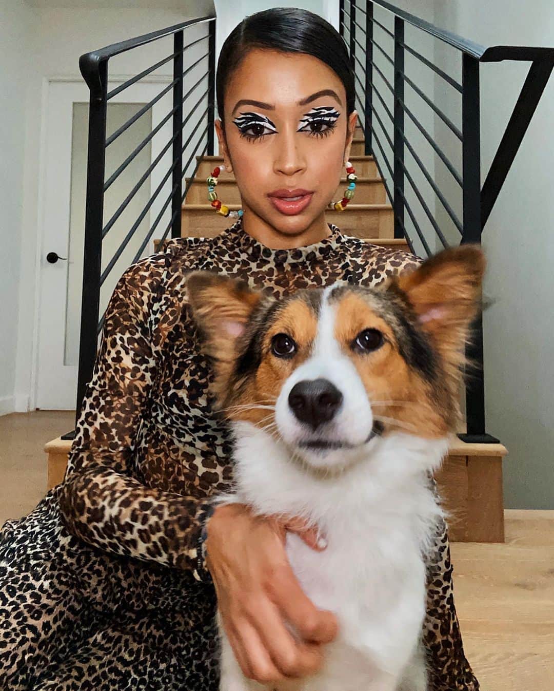 リザ・コッシーさんのインスタグラム写真 - (リザ・コッシーInstagram)「zebra prints on a cheetah prince」4月9日 10時29分 - lizakoshy
