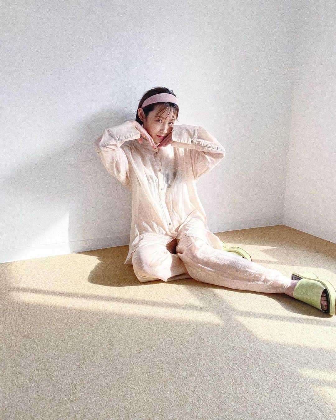 高橋愛さんのインスタグラム写真 - (高橋愛Instagram)「振り返り。。💚 ㅤㅤㅤㅤㅤㅤㅤㅤㅤㅤㅤㅤㅤ ㅤㅤㅤㅤㅤㅤㅤㅤㅤㅤㅤㅤㅤ 私服で 撮影した時の写真🌸 ㅤㅤㅤㅤㅤㅤㅤㅤㅤㅤㅤㅤㅤ #きべメイク ㅤㅤㅤㅤㅤㅤㅤㅤㅤㅤㅤㅤㅤ だぁよ♡ ㅤㅤㅤㅤㅤㅤㅤㅤㅤㅤㅤㅤㅤ #mina #撮影 #楽しかったな♡ ㅤㅤㅤㅤㅤㅤㅤㅤㅤㅤㅤㅤㅤ @raiheiokada さんの 写真大好き🌸」4月9日 10時31分 - i_am_takahashi