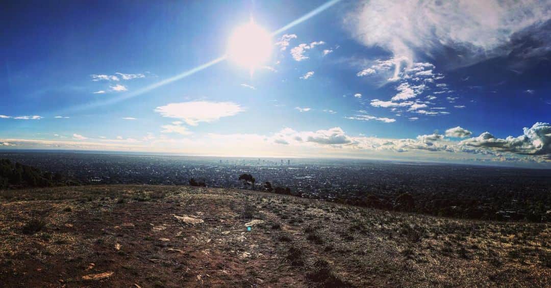 土井雪広さんのインスタグラム写真 - (土井雪広Instagram)「明日もまたこの景色見に行こう。#australia #Adelaide」4月9日 23時03分 - yukihirodoi.pic