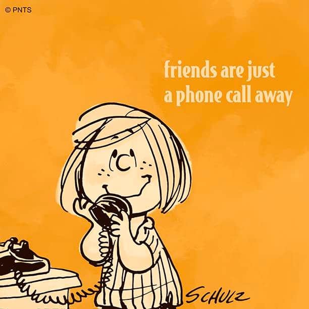スヌーピーさんのインスタグラム写真 - (スヌーピーInstagram)「Make a phone date with a friend.」4月9日 23時06分 - snoopygrams