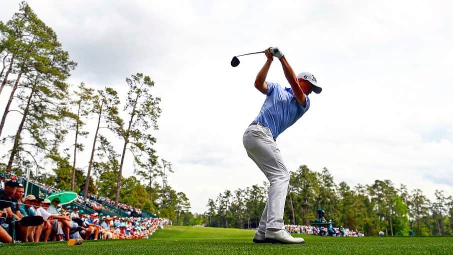ジャスティン・トーマスのインスタグラム：「I miss the crowds, I miss the facilities, I miss the familiar faces of the membership at Augusta National, I miss the roars, I miss the locker room attendants, I miss the pimento cheese sandwiches, I miss the green grass and beautiful azaleas, I miss battling it out at one of the prettiest golf courses in the world against the best players on the planet. I miss it all #TheMasters」
