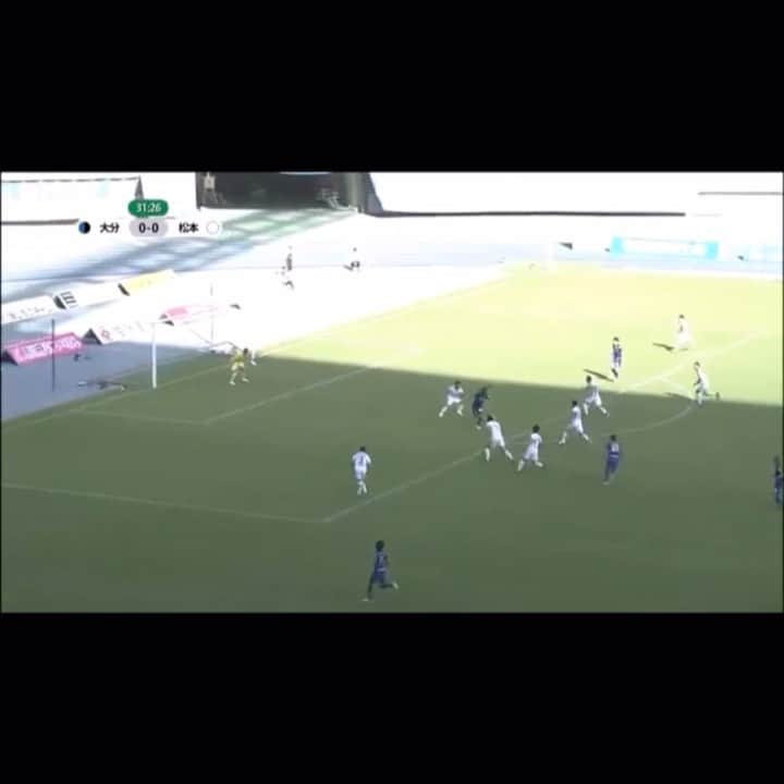 のインスタグラム：「さんぺーにアシストPART2 #大分トリニータ#10#初シリーズ化」