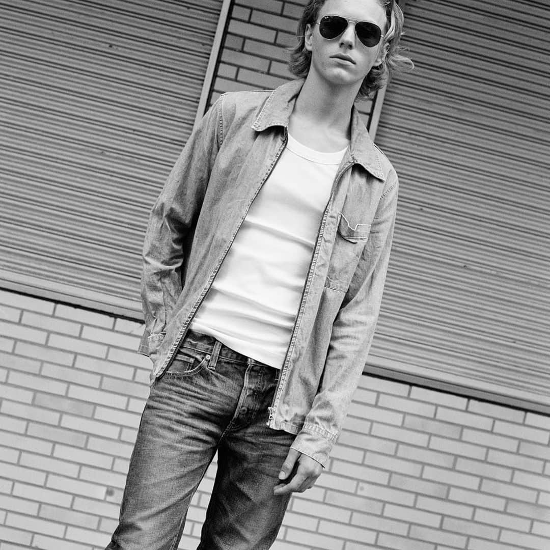 RED CARD TOKYOさんのインスタグラム写真 - (RED CARD TOKYOInstagram)「20 Spring&Summer. ﻿ #redcard #redcardtokyo #denim #madeinjapan #japan #tokyo #レッドカード #レッドカードデニム #デニム#fashion#moonwork #springcollection #summercollection #newseasons」4月9日 16時27分 - redcardtokyo