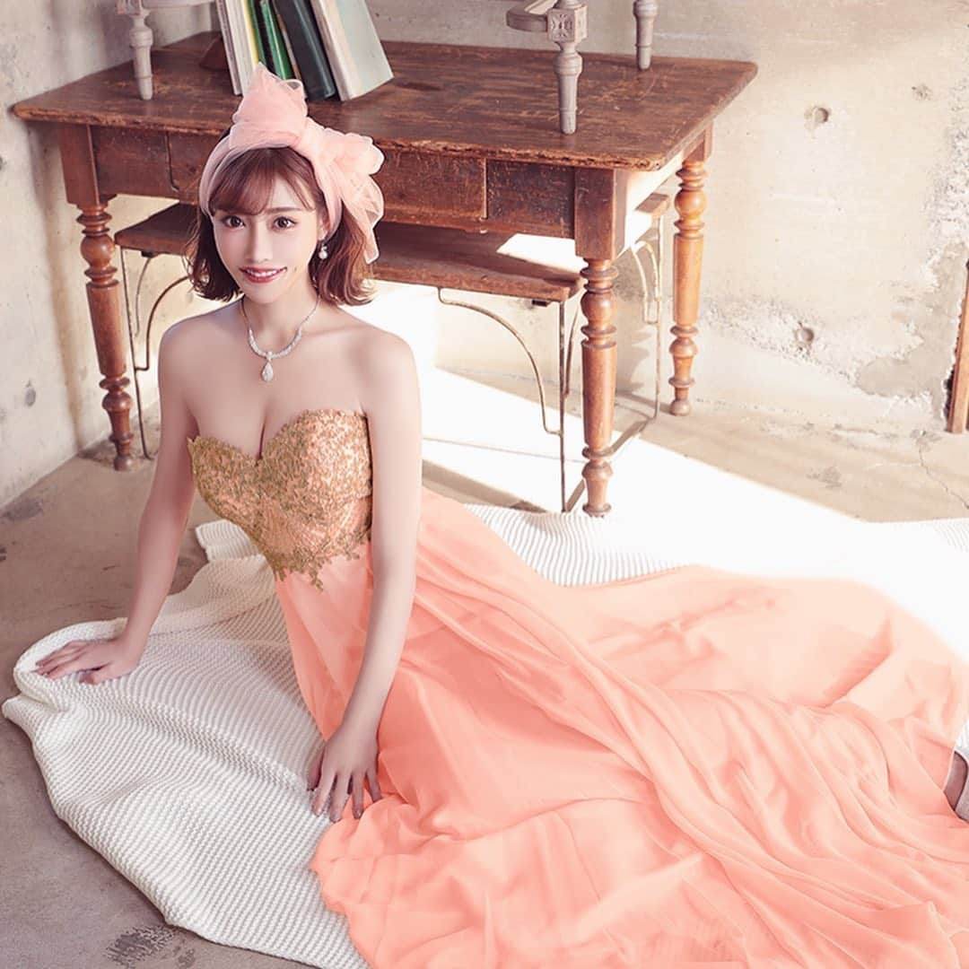 ドレスショップTIKA公式さんのインスタグラム写真 - (ドレスショップTIKA公式Instagram)「明日花キララちゃん💗着用 New Spring dress✨🌸 . 発売より大人気商品😍 . ✅詳細は画像をクリック .  #ドレス#ドレス通販#ドレスコード#ドレスアップ #パーティードレス#パーティーコーデ#お呼ばれドレス #ミニ丈ドレス #ミニドレス #キャバ嬢#キャバ#キャバドレス#キャバ嬢ドレス #dress#partydress#monotone#l4l#dresscode #歌舞伎町#六本木#北新地#銀座#中洲#祇園#宗右衛門町 #キャバドレスはtika #明日花キララ ちゃん #キャバドレス通販」4月9日 16時43分 - dress_tika