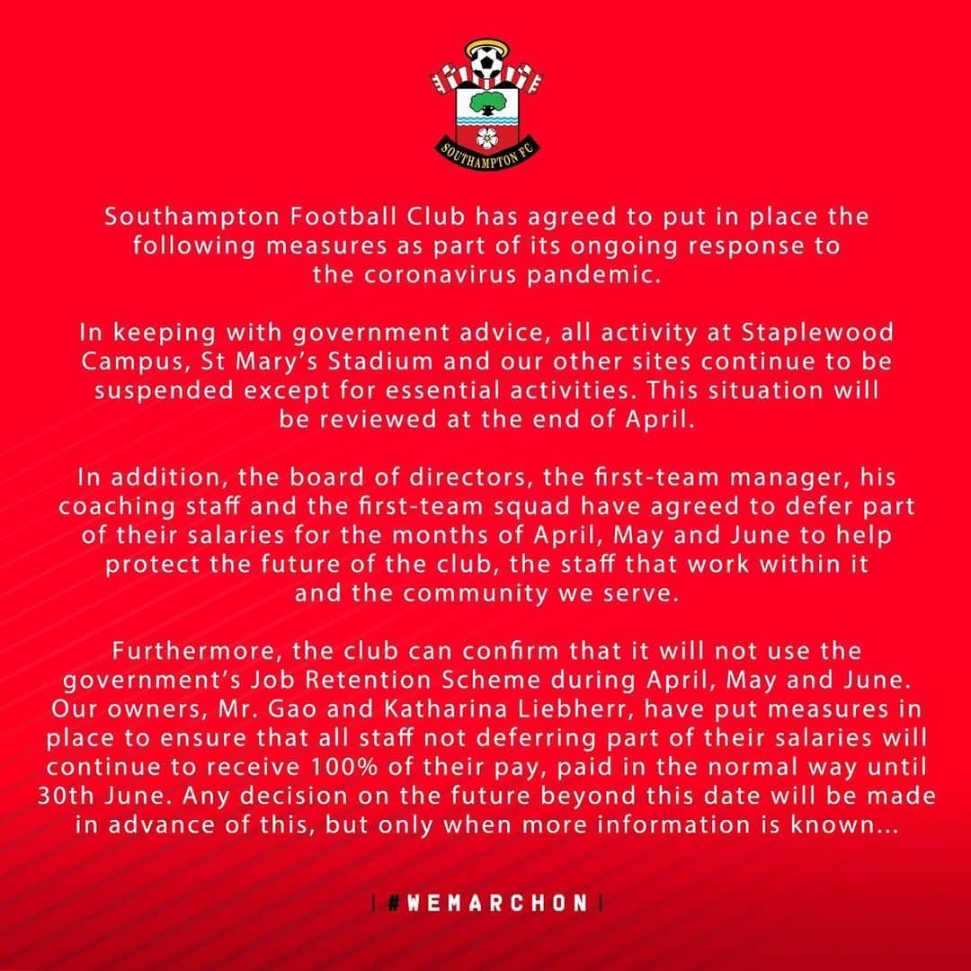 ライアン・バートランドのインスタグラム：「#wemarchon together 🔴⚪️」