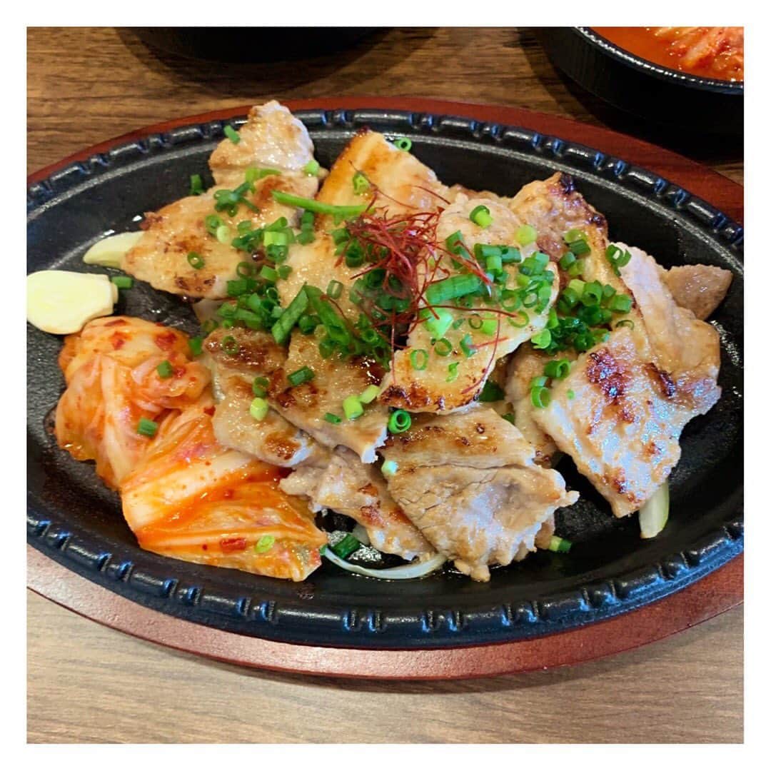 happymail_デート部さんのインスタグラム写真 - (happymail_デート部Instagram)「[ONMA オンマ] : 📍住所:福岡県八女市大島112-1 八女スタースクエアー1階 : 韓国本場の味が味わえます！😋 : メジャーな料理から現地の家庭料理まで味わえるので韓国料理好きでも、挑戦したい！と言う人にも  オススメです！！☺️ : 2020／2月にオープンしたばかりで店内も綺麗です🙆‍♀️ : 🕰営業時間:11:30〜14:30  18:00〜22:00 定休日　火曜日 : 🌟オススメ:チヂミ  #ハッピー #デート #デートなう #2人の世界 #カップル #恋したい #福岡 #東京 #福岡グルメ #韓国料理 #オンマ #チヂミ #カフェ好き #カフェ好きな人と繋がりたい #グルメ女子 #フォトジェニックフード #カフェデート #グルメデート #カフェ部 #グルメ部 #デートで行きたい🎀#gofun🍽」4月9日 17時54分 - happymail_datebu