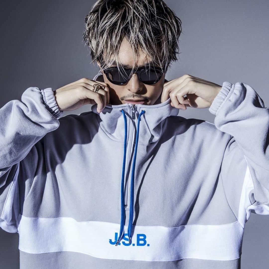 J.S.Bさんのインスタグラム写真 - (J.S.BInstagram)「三代目 J SOUL BROTHERS PERFECT LIVE 2010▶️2020  OFFICIAL LIVE SUPPORT WEAR COLLECTION 4.13(MON)12:00 ON SALE at EXILE TRIBE STATION ONLINE STORE @j.s.b._official  @exiletribestation_official  @jsbryuji_official  #三代目jsolubrothers #jsb #EXILETRIBESTATION #ETS」4月9日 17時59分 - j.s.b._official