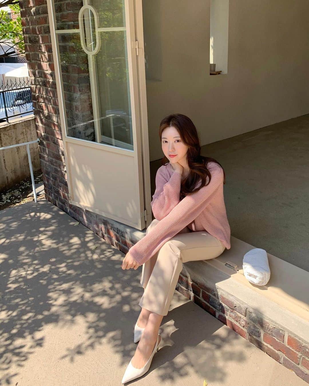 ユ・ヘジュさんのインスタグラム写真 - (ユ・ヘジュInstagram)「요즘 날씨 최고😍💛」4月9日 18時27分 - r_yuhyeju