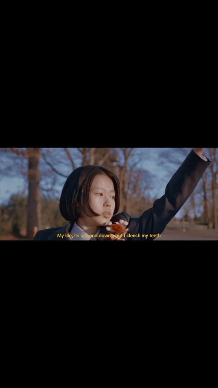 のインスタグラム：「出演させて頂いたMVが公開されました！  https://youtu.be/K70qIrDJ4is 「Gray Spring」 @sukisha_jpn × @kiki_vivi_lily  from Album - Over the Rainbow  Feauturing Satsuki Azuma (Name management) and @nairuuuu  Director @shuheymurata  Director of photography Daniel Lazoff Focus puller Tetsuo Suzuki Wardrobe @koromoishigaya  Hair and make up @kudoaki_  All rounder Yusuke Hama Editor Atsushi Gaudi Yamamoto(finch.) Colorist Toshiki Kamei English translation RihiTo Production manager @usjm72mi (AOI Pro.) Producer @moritakudesu (AOI Pro.) Special Thanks Yuko Watanabe! (ballet) #東咲月」