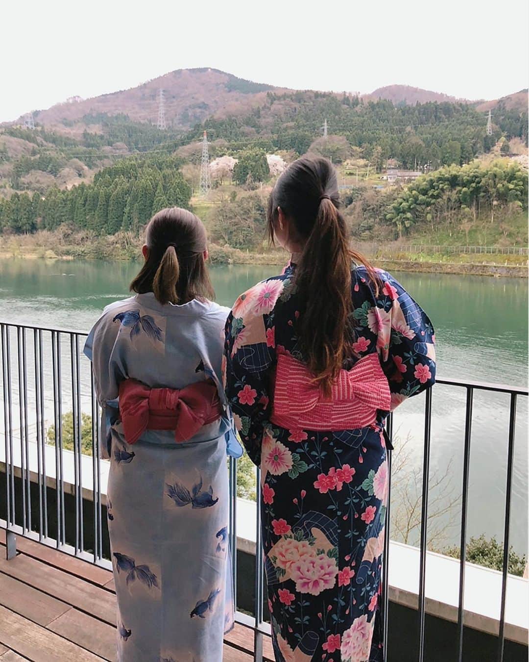 淺井咲希さんのインスタグラム写真 - (淺井咲希Instagram)「今回の合宿も 「リバーリトリート雅樂倶」さんに 宿泊させてもらっています！！ 建物なにからなにまでこだわっていて、食事が今まで食べた中で1番美味しいです。 みなさんも富山にきたときは是非👍🏼 こんな可愛い浴衣も毎日選べます👘」4月9日 21時55分 - asaisakidesu