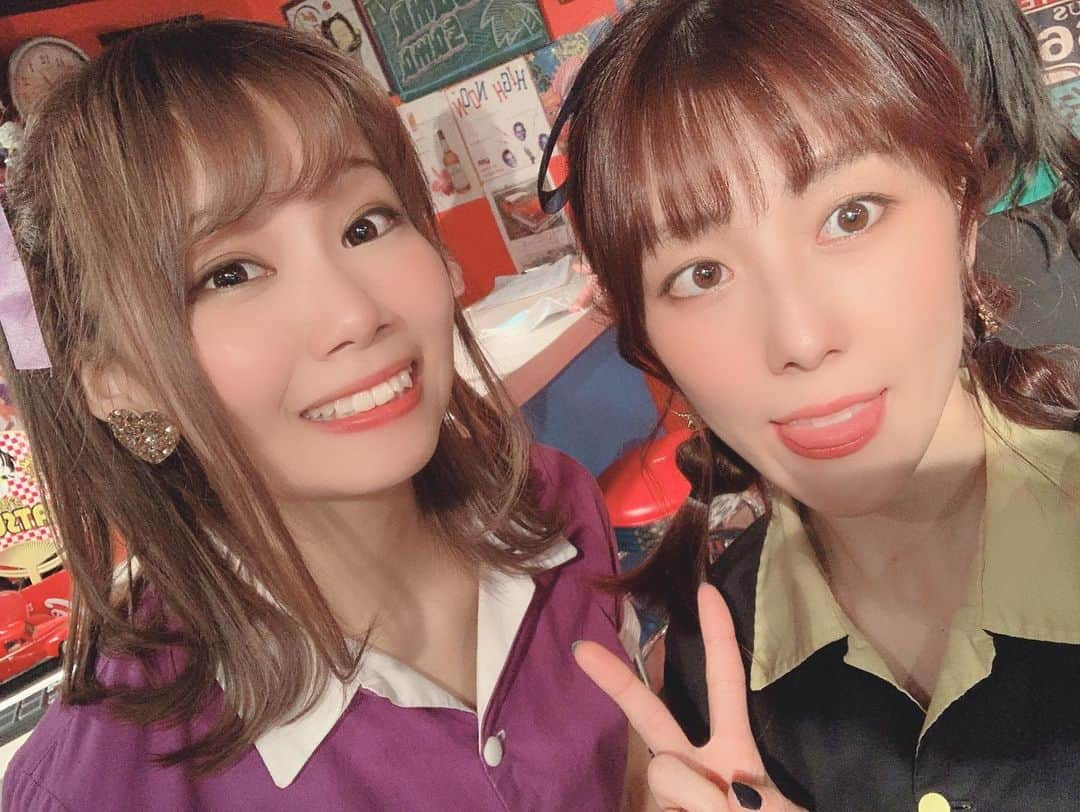 松田実里さんのインスタグラム写真 - (松田実里Instagram)「﻿ 💋💋💋💋﻿ ﻿ 『Go,jet!Go!Go! 15周年Live』﻿ ﻿ みんなに会って若返った気がする。﻿ ガールズは地縛霊だから歳を取らないが、私たちは歳を取る....﻿ 悔しい。﻿ ﻿ ちょっとした本編の再現みたいのもあったね。﻿ 一瞬にして真剣にお芝居しだす人たち。﻿ ﻿ コメディーからのシリアスの方向転換がエグいのがGo,jet。﻿ ﻿ ﻿ あー笑った。笑った。﻿ ﻿ ﻿ #gojetgogo #gojet #Live #15周年﻿ #永吉明日香 #清家伶緒奈 ﻿ #前原未晴 #増野彩夏﻿ #しんご #森田このみ﻿ #津田宗司﻿ #エモい #またやりたいね #また会えるといいね #お祝い #おめでとうございます﻿ #Instagram #instagood #instalike ﻿ #love #photo #fashion #F4F ﻿ #フォロミー  #팔로우 #셀카 #일상 #松田実里 #舞台﻿ ﻿ ❖ ❖ ❖ ❖ ❖ ❖ ❖ ❖ ❖ ❖ ❖ ﻿」4月9日 22時15分 - misato_matsuda